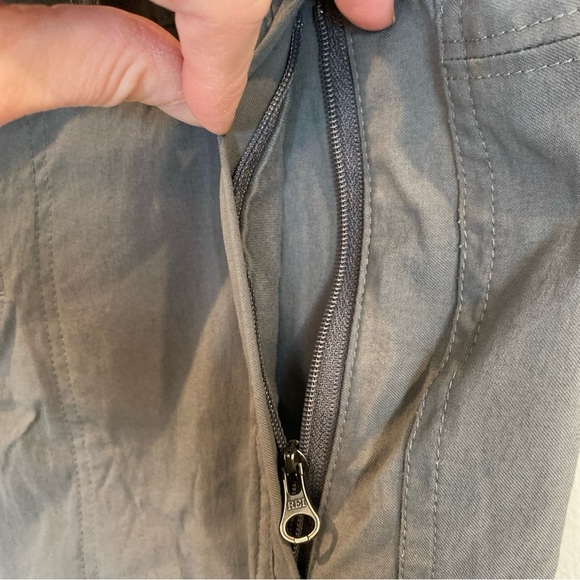 Rei Co Op Convertible Hiking Pants Gray Womens Size 2 - Picture 6 of 8